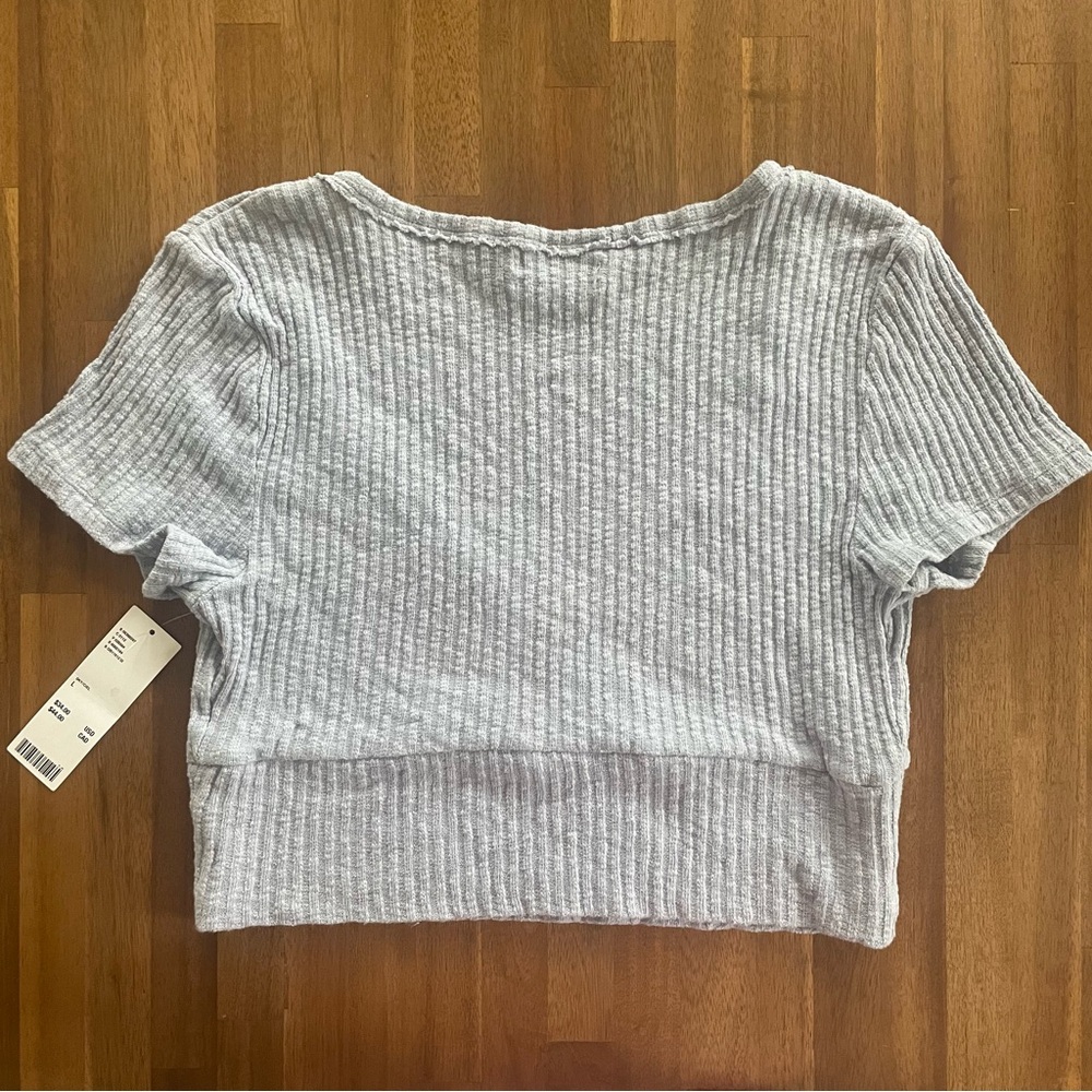UO Tuscany Surplice Cropped Tee - NWT! - Picture 5 of 6